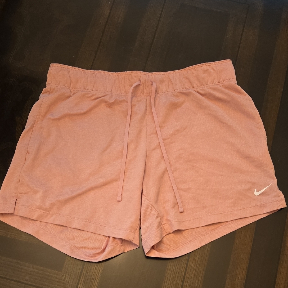 Nike Women’s Pink Shorts Spellout Waistband with Pockets Size Small